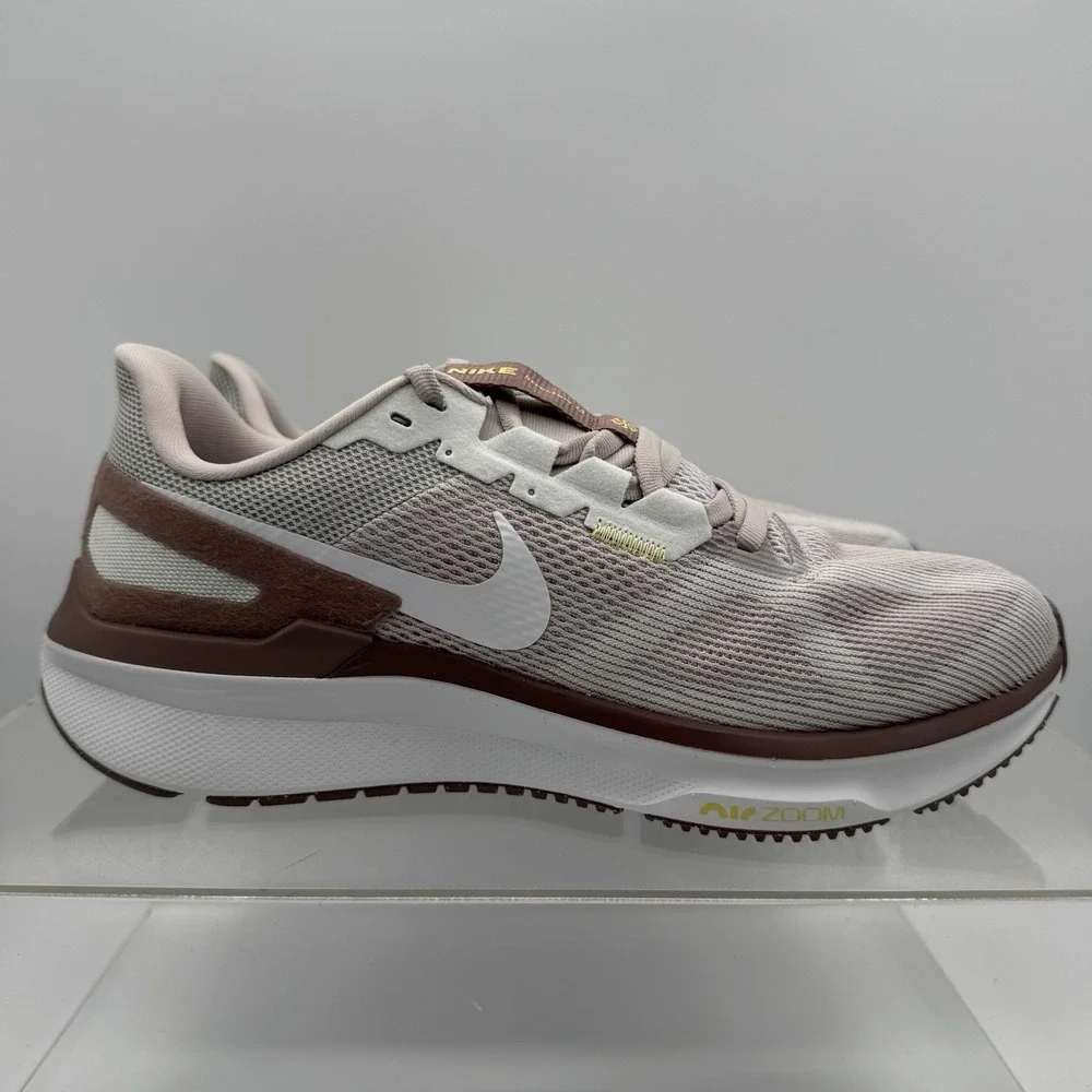 Brand New Nike Air Zoom Structure 25 DJ7884-010 Violet Women Size 10 / Men's 8.5
